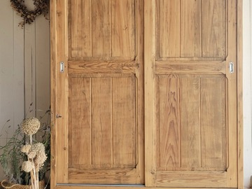 Vente avec paiement en ligne: Armoire penderie art déco finition bois