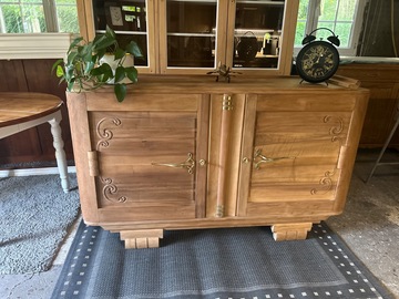 Vente avec paiement en ligne: Buffet art déco en noyer 