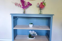 Vente avec paiement en ligne: Commode vintage bleue océan