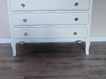 Vente avec paiement en ligne: Commode blanche écume intérieur fleuri