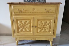 Vente avec paiement en ligne: Petit buffet jaune patine dorée