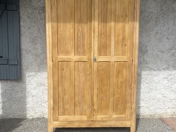 Vente avec paiement en ligne: Armoire parisienne