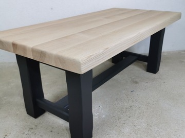 Vente avec paiement en ligne: Table basse en chêne massif bois et noir
