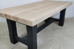 Vente avec paiement en ligne: Table basse en chêne massif bois et noir