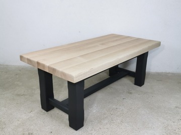 Vente avec paiement en ligne: Table basse en chêne massif bois et noir