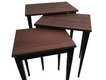 Vente avec paiement en ligne: Tables gigognes acajou laiton upcyclées 3 pièces