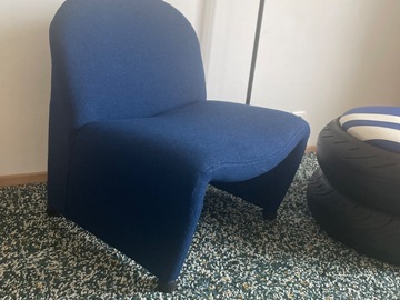 Vente avec paiement en ligne: Chauffeuse années 70 style Alky bleu marine
