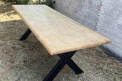 Vente avec paiement en ligne: Table à manger industrielle en chêne