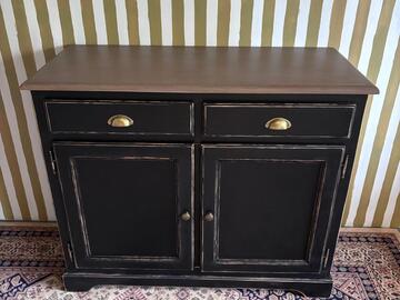 Vente avec paiement en ligne: Buffet rénové noir velours dessus bois vitrifié