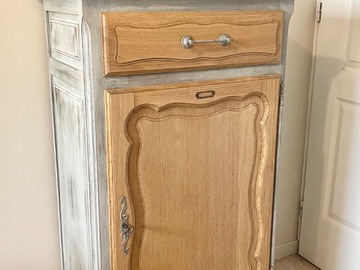 Vente avec paiement en ligne: Grand confiturier en bois patiné gris vintage