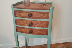 Vente avec paiement en ligne: Table de Chevet Marqueterie Vert Provence Peinte