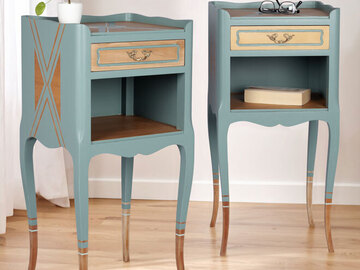 Vente avec paiement en ligne: Paire tables de chevet vertes Louis XV