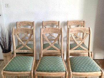Vente avec paiement en ligne: Lot 6 chaises croisillon bois massif vertes