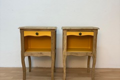 Vente avec paiement en ligne: Paire de chevets vintage chêne jaune laiton