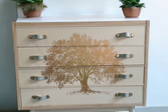 Vente avec paiement en ligne: Commode vintage années 70 relookée