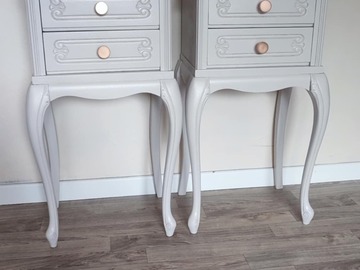 Vente avec paiement en ligne: Lot Tables de Chevet Restaurées Sable