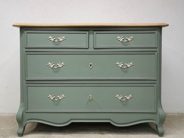 Vente avec paiement en ligne: Commode vintage en chêne relookée