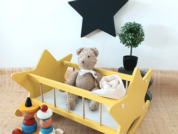 Vente avec paiement en ligne: Berceau Lit Poupée Jaune Rénové Matelas Inclus