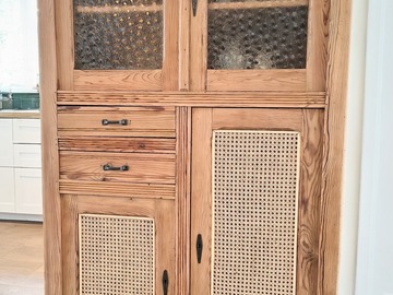 Vente avec paiement en ligne: Vaisselier Parisien Vintage Cannage Portes Vitrées Rénové