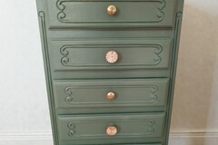 Vente avec paiement en ligne: Chiffonnier ancien relooké vert profond poignées dorées