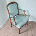 Vente avec paiement en ligne: Fauteuil Louis XV velours bleu zébré restauré