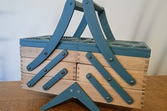 Vente avec paiement en ligne: Mini travailleuse ajourée végétale, boîte à couture