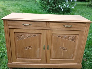 Vente avec paiement en ligne: Buffet Art Déco sculpté chêne massif clair