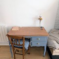 Vente avec paiement en ligne: Bureau en bois bleu, plateau effet noyer