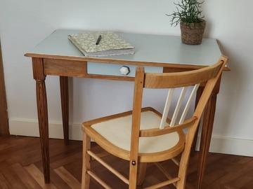 Vente avec paiement en ligne: Petit Bureau Bois Bleu, Pieds Rainurés