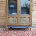 Vente avec paiement en ligne: Buffet vitrine ancien bois cannage bleu profond