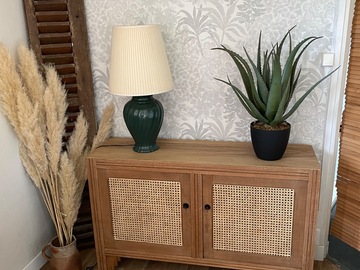 Vente avec paiement en ligne: Buffet vintage chêne massif cannage naturel