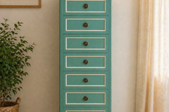 Vente avec paiement en ligne: Semainier Chiffonnier Louis XVI vert céladon laiton