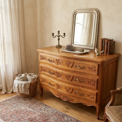Vente avec paiement en ligne: Commode Arbalète style Louis XV bois massif