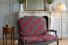 Vente avec paiement en ligne: Canapé Louis XV gris carbone jacquard rouge