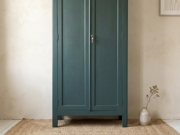 Vente avec paiement en ligne: Armoire parisienne restaurée kaki intérieur bois naturel
