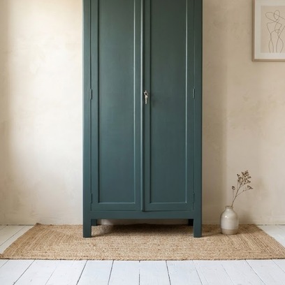 Vente avec paiement en ligne: Armoire parisienne restaurée kaki intérieur bois naturel