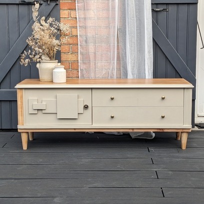 Vente avec paiement en ligne: Buffet Enfilade design Beige Bois Pieds Compas
