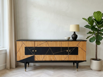 Vente avec paiement en ligne: Enfilade vintage années 50 teck frêne restaurée