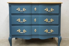 Vente avec paiement en ligne: Commode merisier vintage rénovée 3 tiroirs laiton