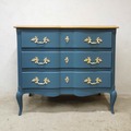 Vente avec paiement en ligne: Commode merisier vintage rénovée 3 tiroirs laiton