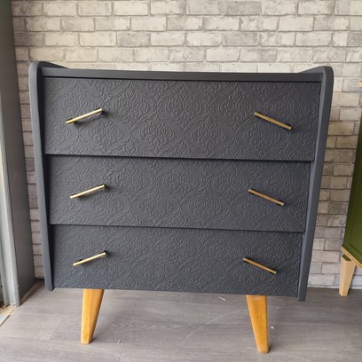 Vente avec paiement en ligne: Commode vintage noire pieds compas années 70
