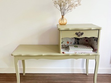Vente avec paiement en ligne: Meuble téléphone vintage rénové, niche florale, unique