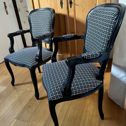 Vente avec paiement en ligne: Paire fauteuils Louis XV cabriolet restaurés Lelièvre