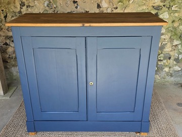 Vente avec paiement en ligne: Buffet Parisien en Chêne Bleu 2 Portes