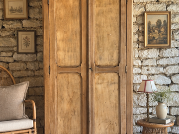 Vente avec paiement en ligne: Armoire parisienne ancienne restaurée shabby chic compacte