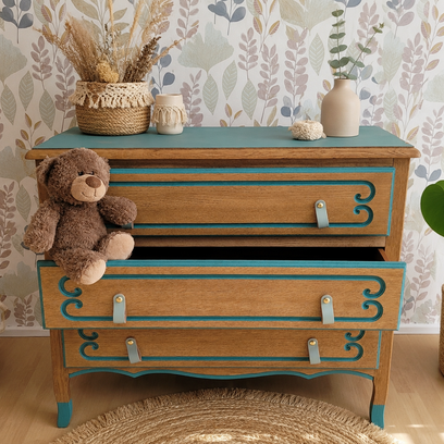 Vente avec paiement en ligne: Commode vintage bois naturel turquoise relookée