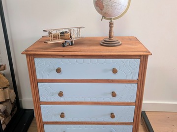 Vente avec paiement en ligne: Commode vintage 4 tiroirs bois bleu ciel