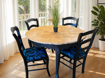 Vente avec paiement en ligne: Table ronde Louis XV extensible 4 chaises