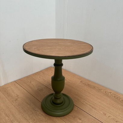 Vente avec paiement en ligne: Guéridon vintage rond rénové bois vert kaki