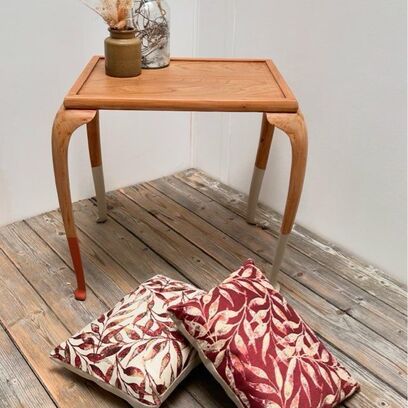 Vente avec paiement en ligne: Table basse d’appoint en bois massif design